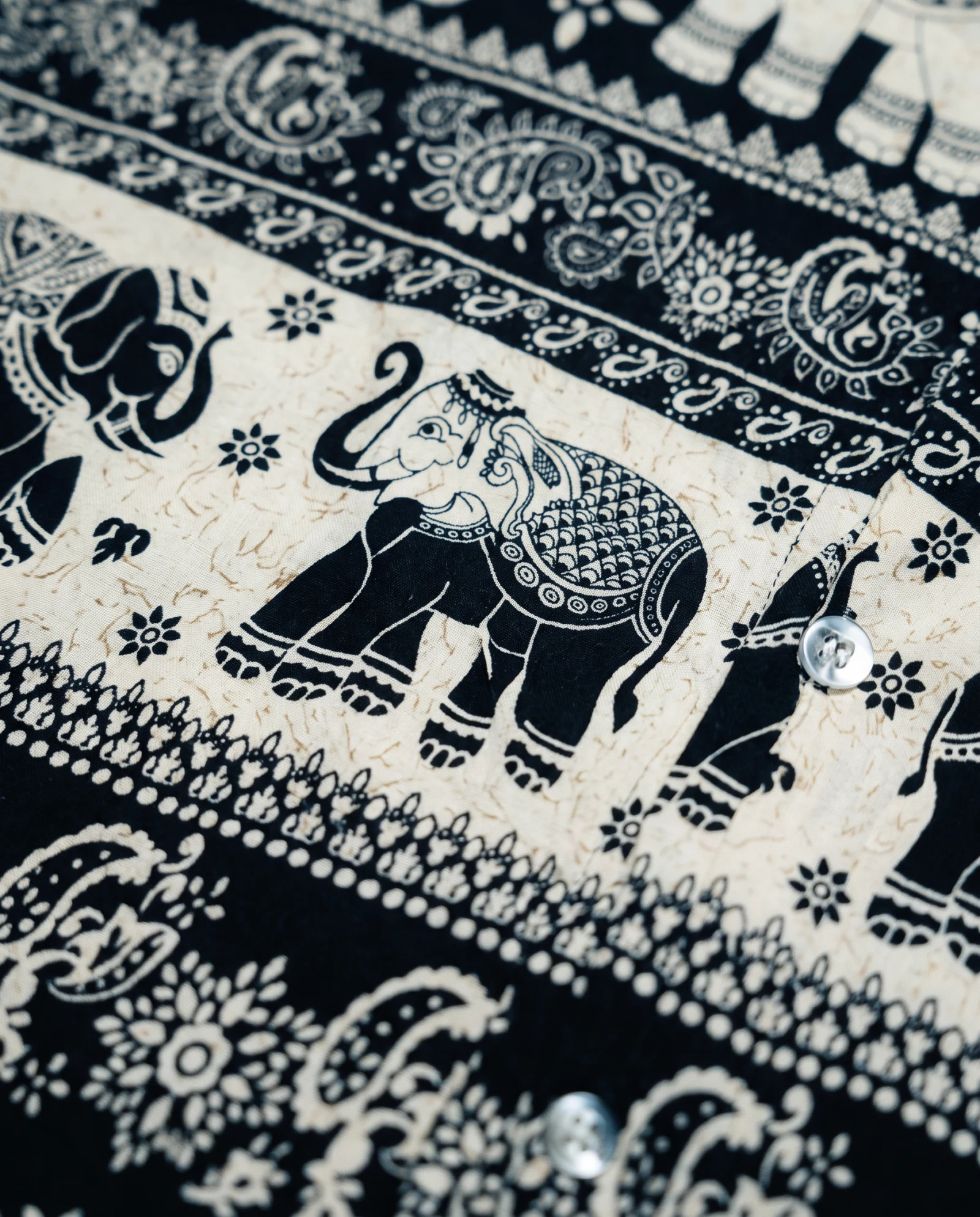 Onyx Elephant Batik Camp-Collar Shirt — Onyx Black Ivory Cream — street wear — VAUDRE numbered luxury — view 4